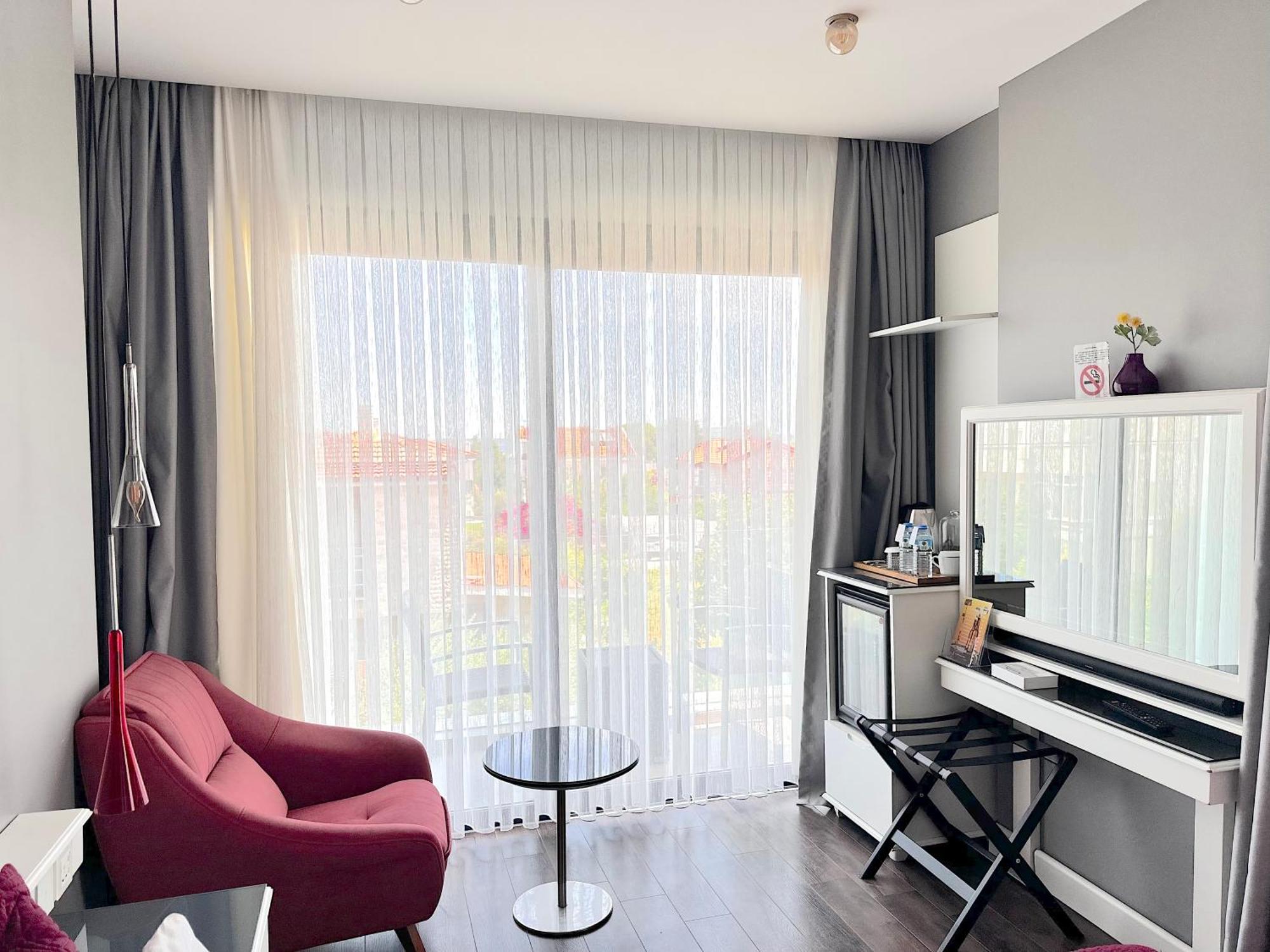 Ferush Boutique Hotel Урла Экстерьер фото