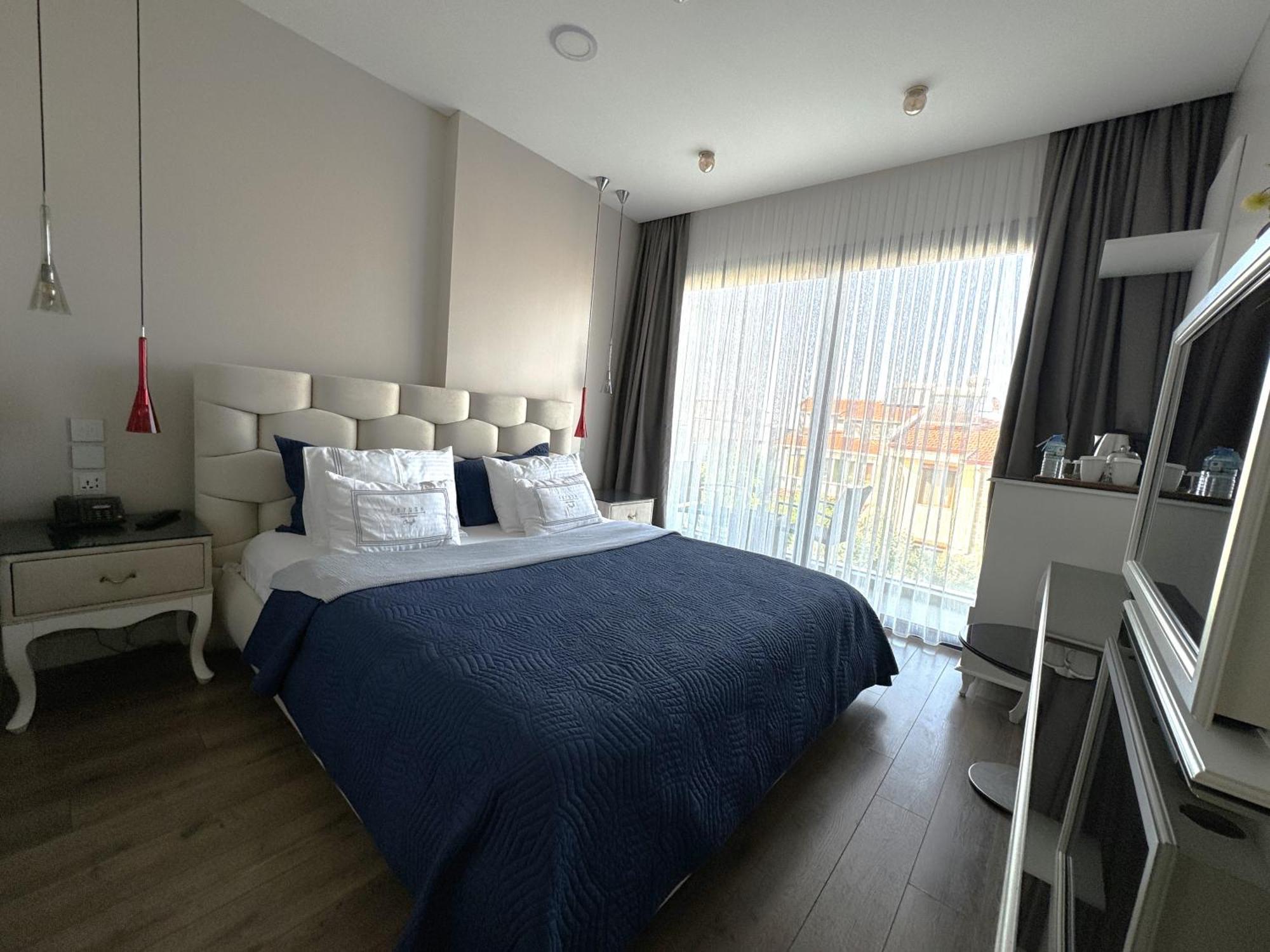 Ferush Boutique Hotel Урла Экстерьер фото